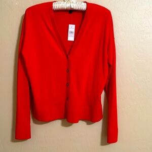 Cardigan sweater Size M. ANN TAYLOR, Red. New.